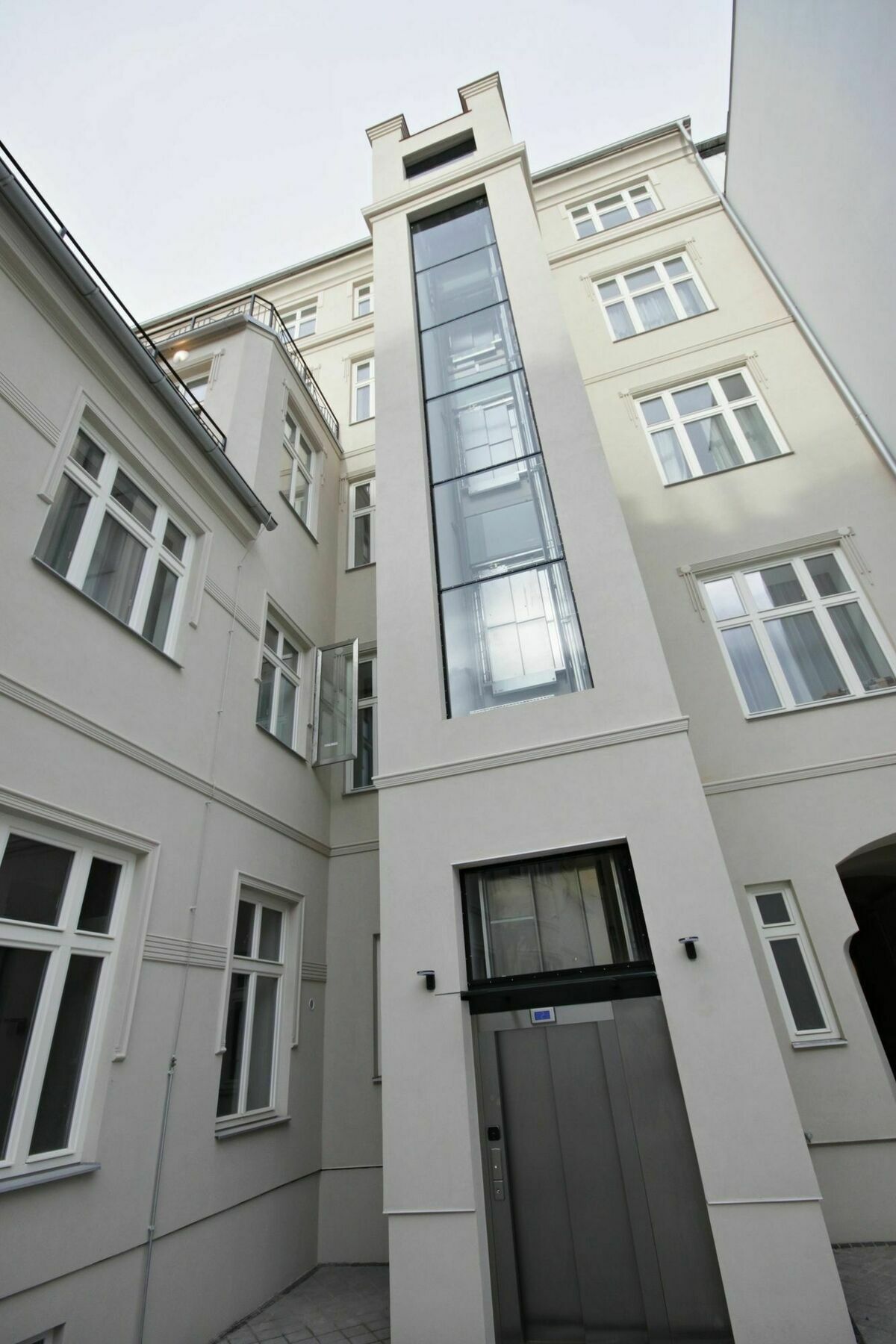 Elizabeth Suites Praga Esterno foto